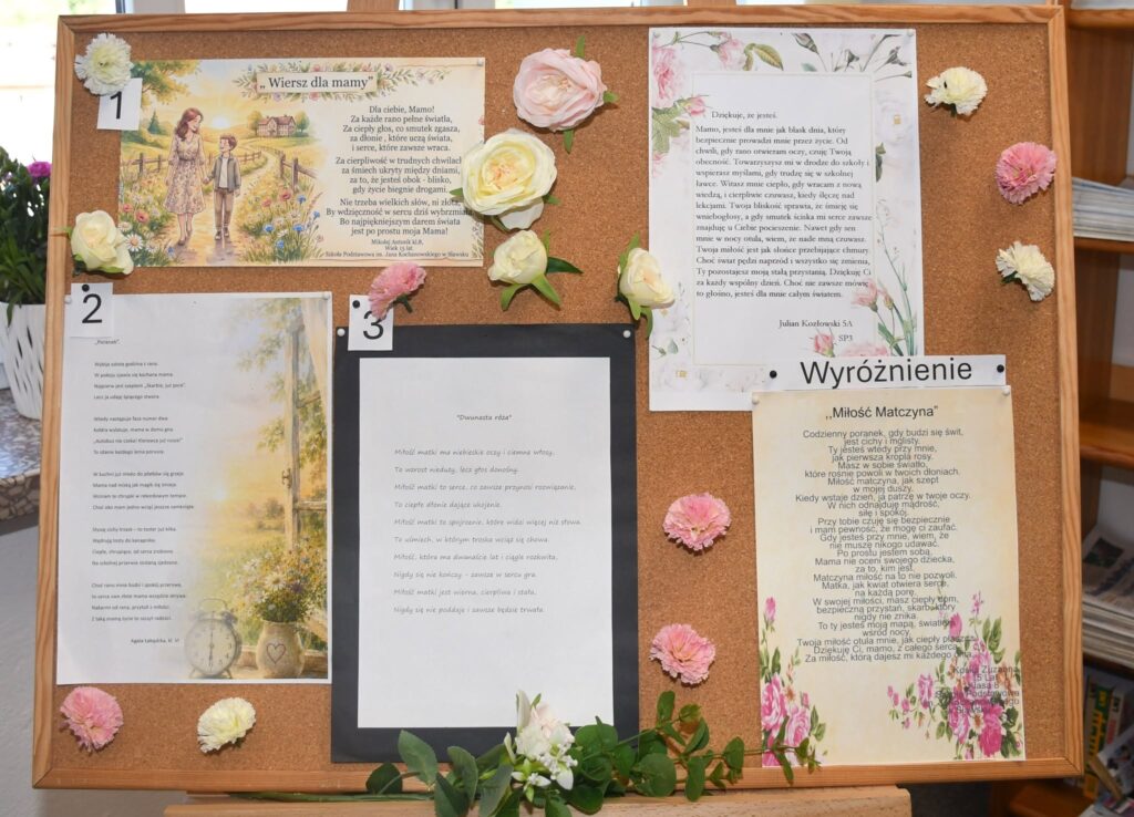 Na zdjęciu nagrodzone prace literackie.